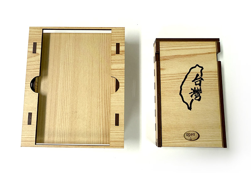 台灣檜木紋名片盒